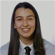 Estoy acabando la carrera de magisterio, tengo experiencia en clases particulares, nivel C1 de inglés y soy monitora de tiempo libre